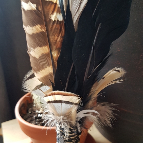 Handmade feather smudging fan - Picture 5 of 5